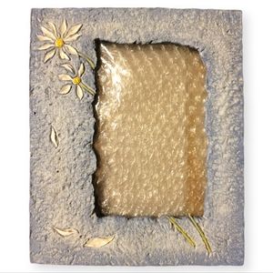 Vtg Frame Newell Rubbermaid Blue Sky Flowers Daisy 5.5" x 3.5" Picture